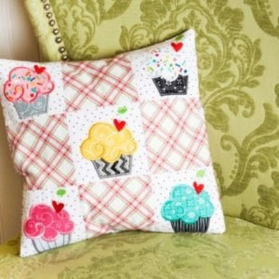 Kimberbell - Cupcake Love Nine Patch Pillow