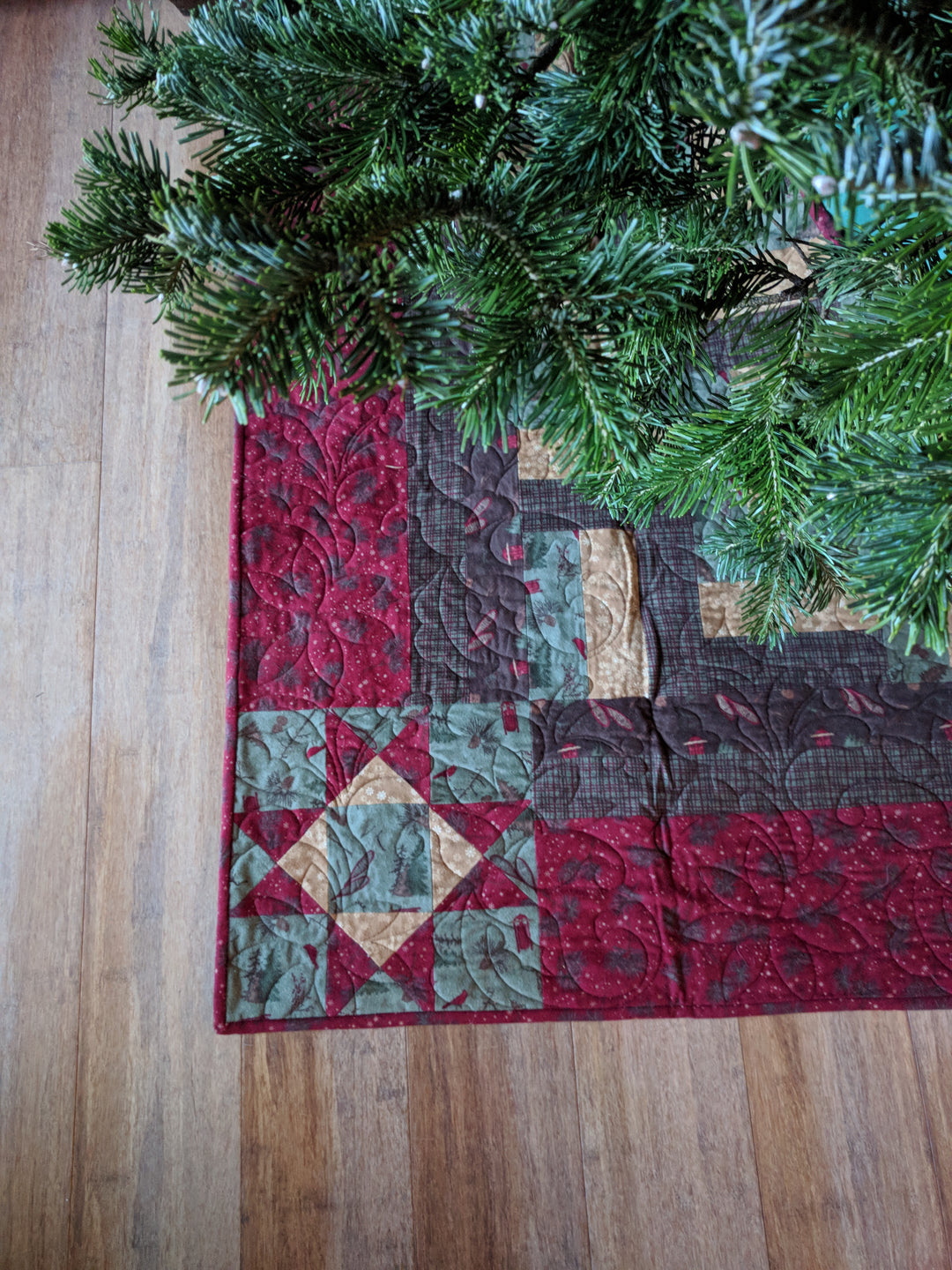 Winter on the Mountain quilt and tree skirt pattern