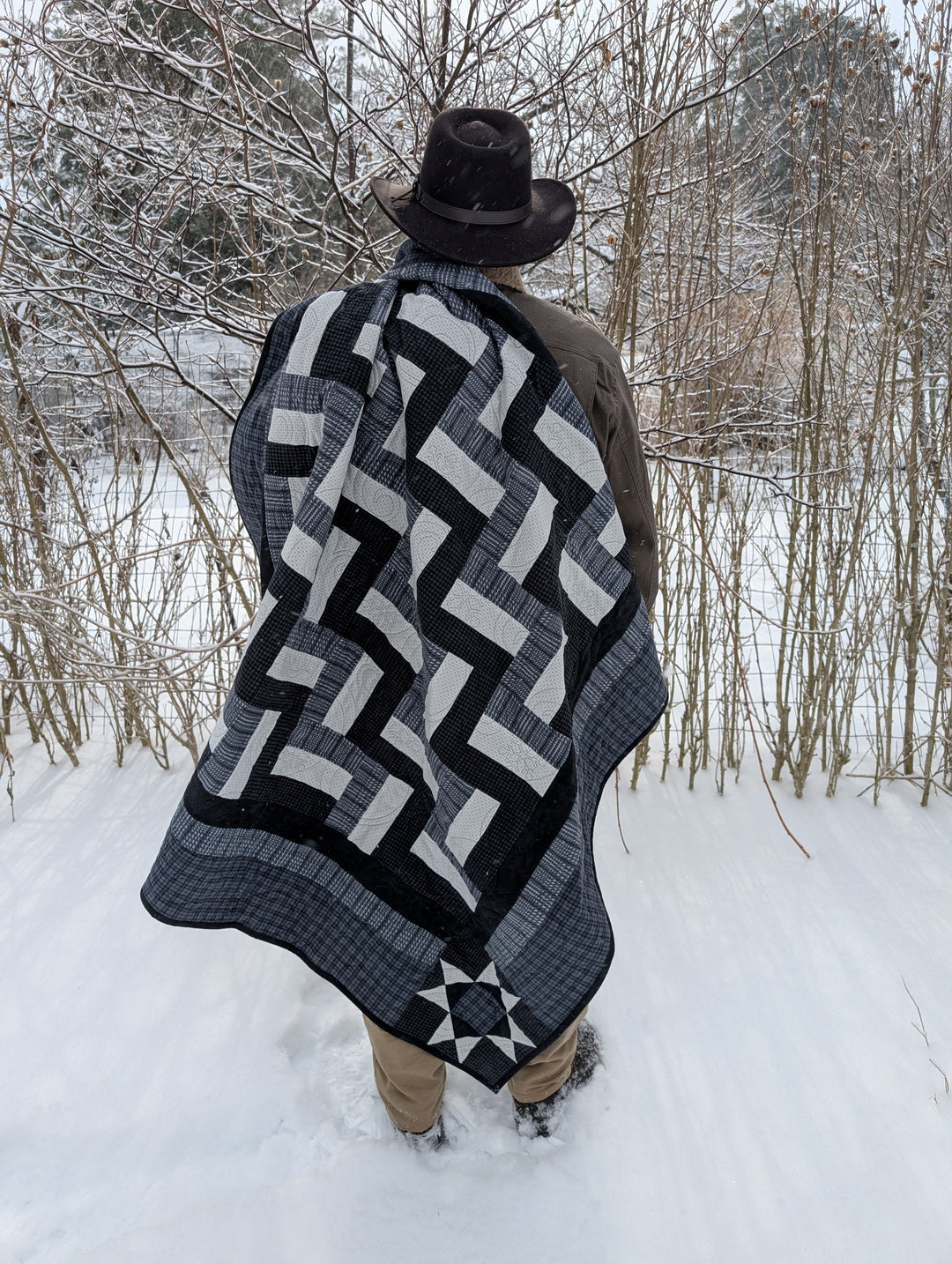 Winter on the Mountain quilt and tree skirt pattern