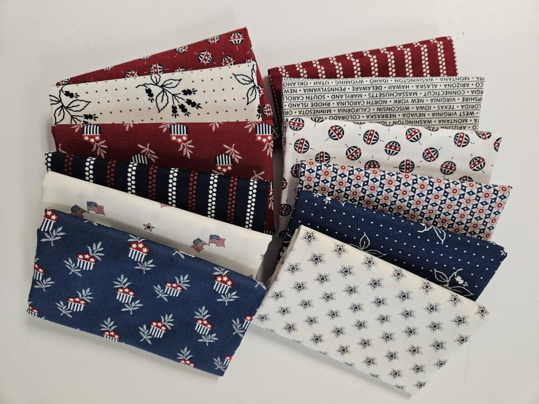 American Gatherings Patriotic 12 Fat Quarter Bundle