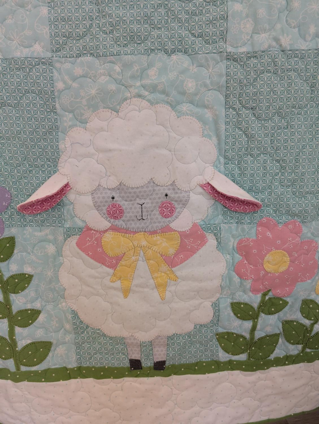 Lulubelle Baby Quilt - Finished Shop Sample!