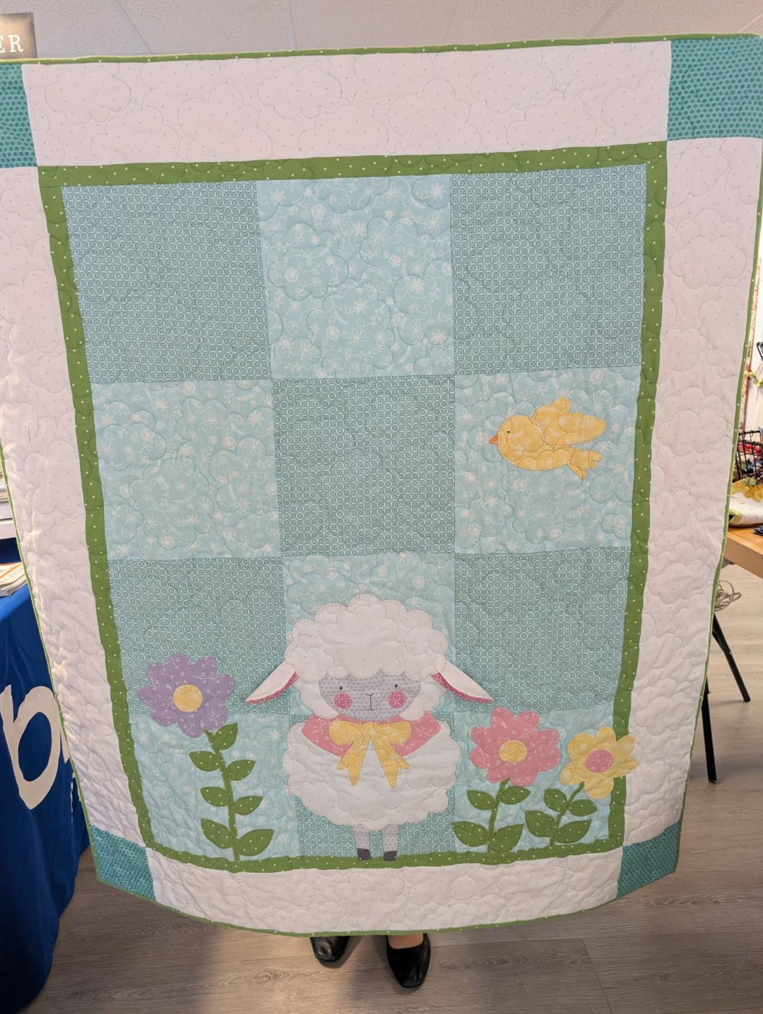 Lulubelle Baby Quilt - Finished Shop Sample!