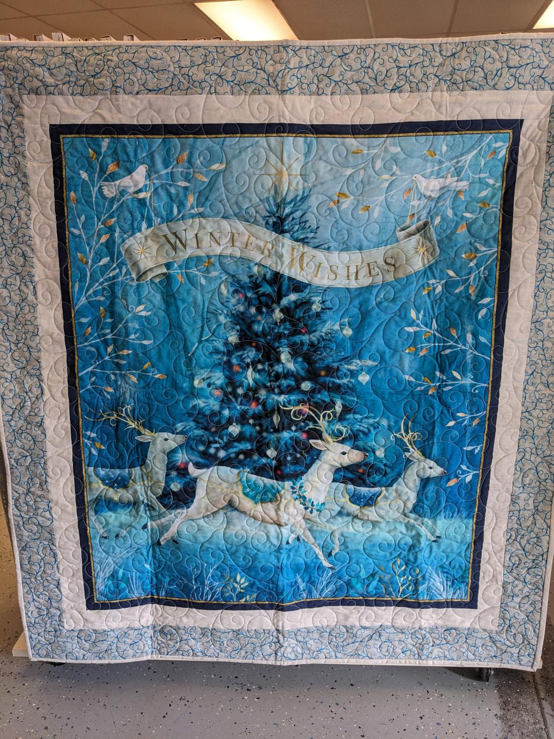 Store Sample Quilt Winter Wishes Christmas Panel Quilt